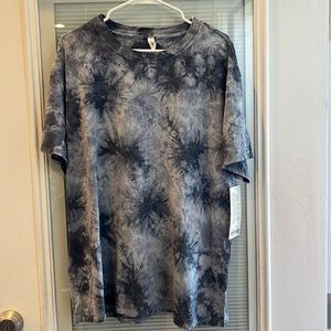 NEW WITH TAGS Lululemon All Yours Tee